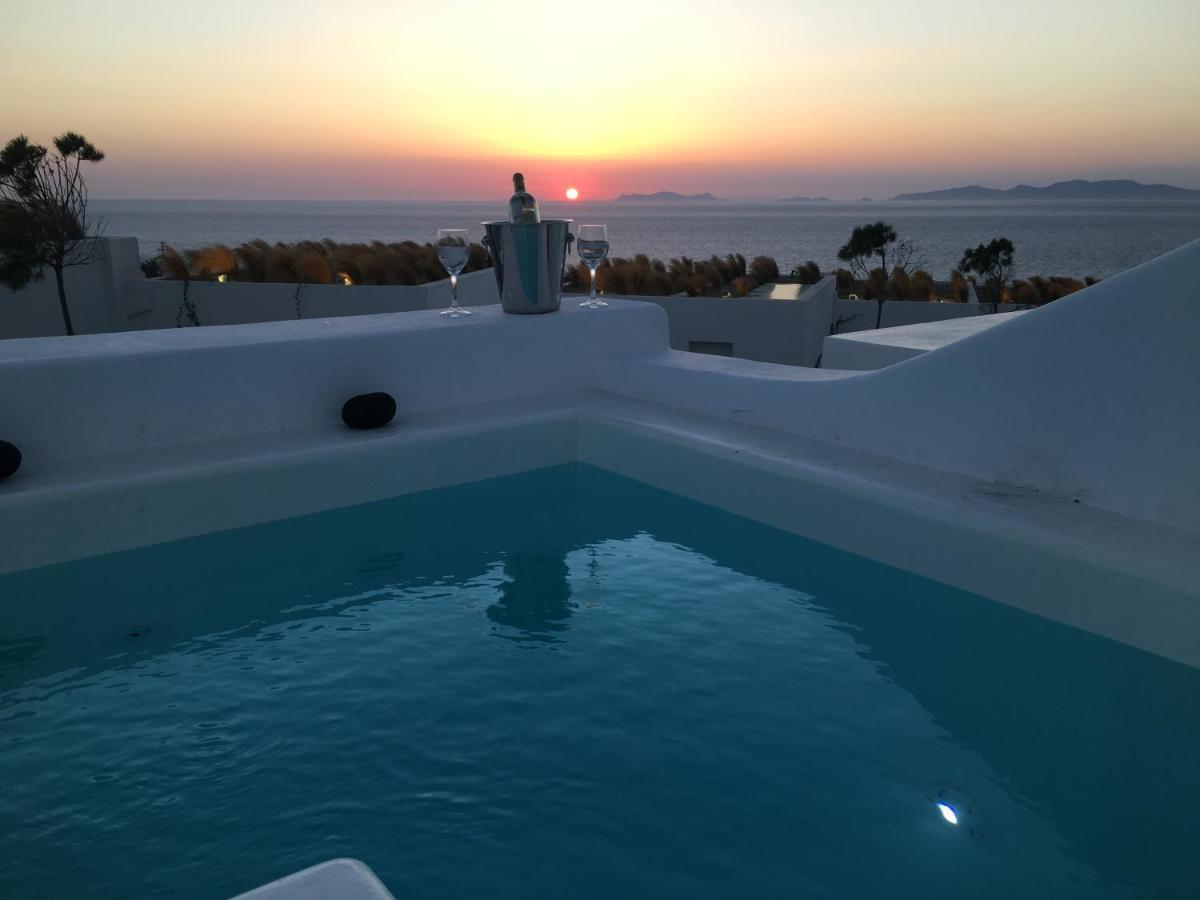 Superior Suite Private Pool Hot Tub